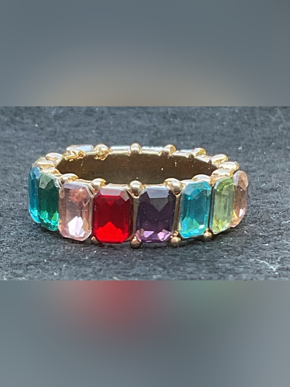NWOT Rainbow Emerald Cut Crystal Eternity Band Gold Tone Designer Style Ring